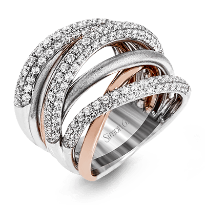 Bague main droite en or 18 carats avec diamants