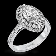 Engagement Ring in 18k Gold with Diamonds