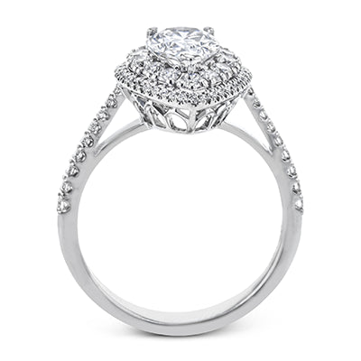 Engagement Ring in 18k Gold with Diamonds