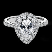 Engagement Ring in 18k Gold with Diamonds