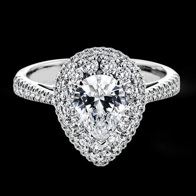 Engagement Ring in 18k Gold with Diamonds