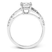Engagement Ring in 18k Gold with Diamonds