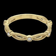 Right Hand Ring in 18k Gold with Diamonds