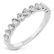Wedding Band in 18k Gold with Diamonds