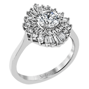 Engagement Ring in 18k Gold with Diamonds