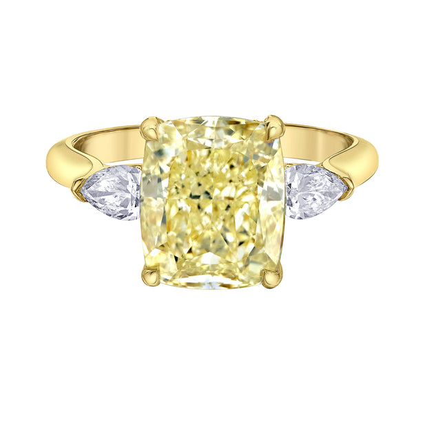 Bague de fiançailles avec diamant canadien jaune taille radiant fantaisie