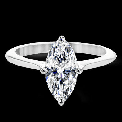 Engagement Ring in 18k Gold