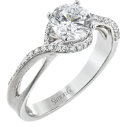 Engagement Ring in 14k Gold with Diamonds