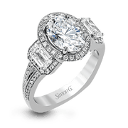 Engagement Ring in 18k Gold with Diamonds