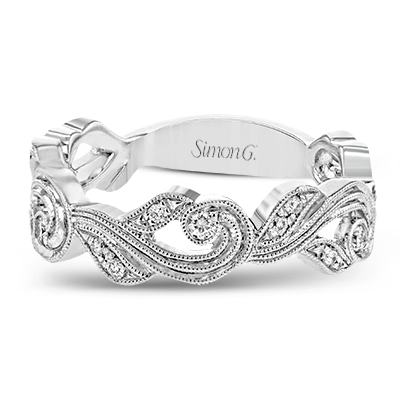 Right Hand Ring in 18k Gold with Diamonds