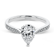 Engagement Ring in 18k Gold with Diamonds