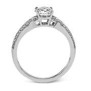 Engagement Ring in 18k Gold with Diamonds