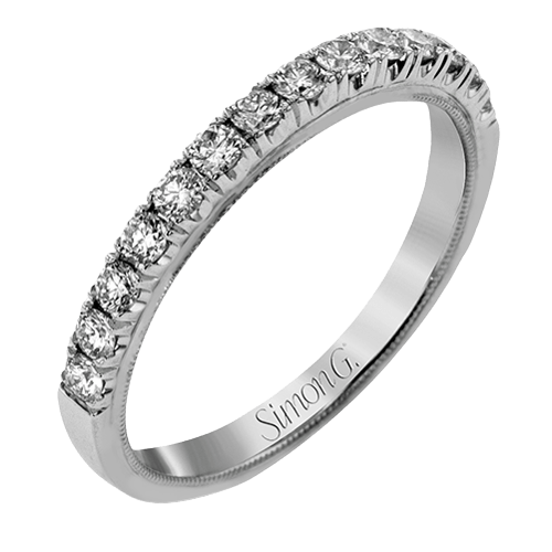 Engagement Ring in 18k Gold with Diamonds