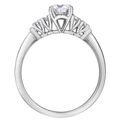 Round Cut Canadian Diamond Engagement Ring