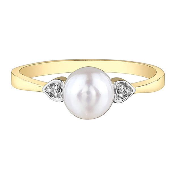 Pearl and Diamond Yellow Gold Ring